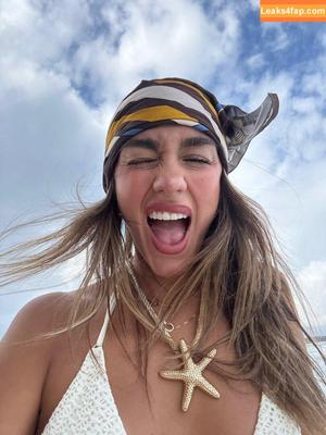 Luana Barron photo #0137