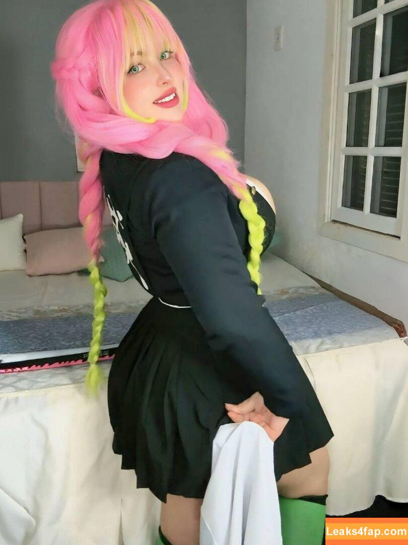 Luana Gaucha / Julia Latrônico / Luana Castro / luanagaucha.oficial / ludantas.gaucha / ruivinhatransex слитое фото фото #0070