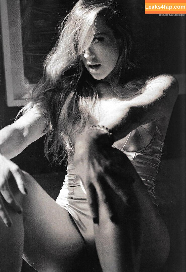 Luana Piovani / luapio leaked photo photo #0211
