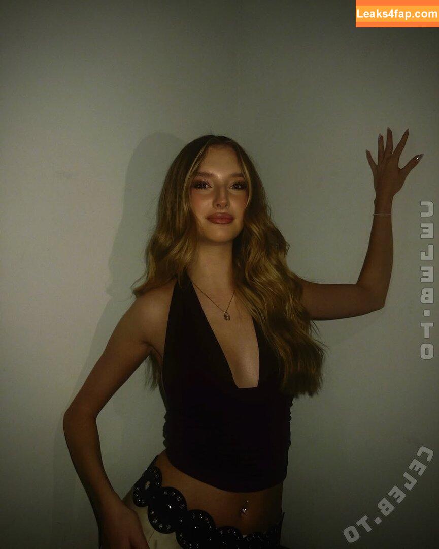 Luciaa.hln /  leaked photo photo #0022