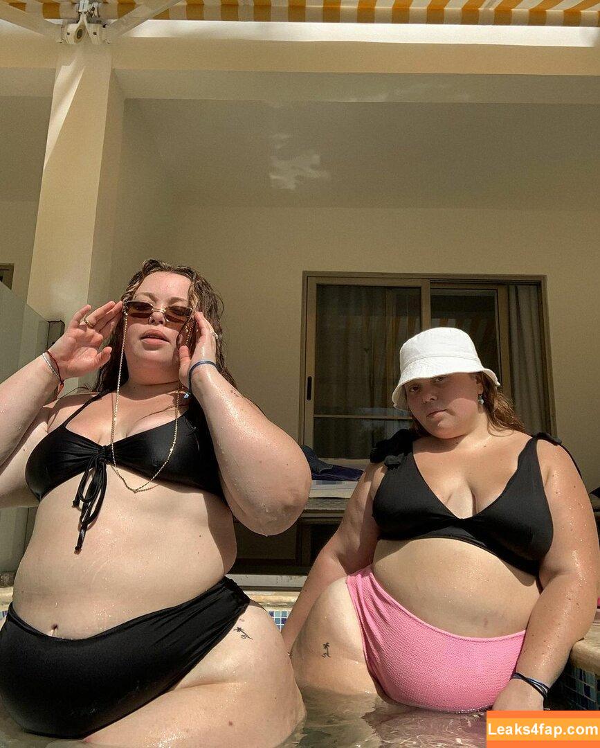 LuciaMaison / MaisonTwins / RocioMaison / luciiamaiss / queenmaison leaked photo photo #0004