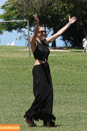 Luciana Gimenez photo #0082