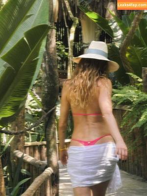 Luciana Gimenez photo #0713