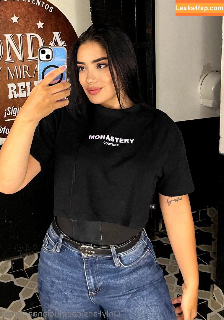 lucianaacosta0 /  leaked photo photo #0052