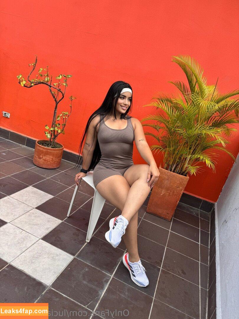 lucianaacosta0 /  leaked photo photo #0055