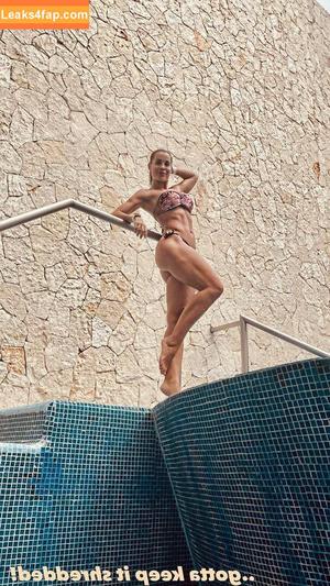 Lucie Zova photo #0012