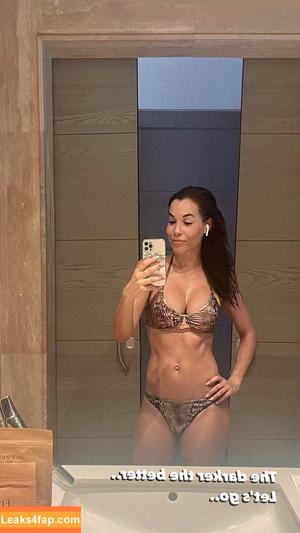 Lucie Zova photo #0018