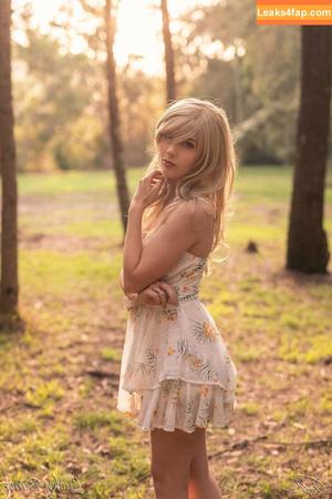 Luckybonez photo #0063