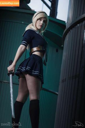 Luckybonez photo #0109