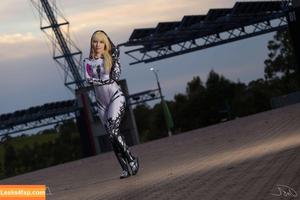 Luckybonez photo #0134