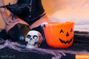 Luckybonez photo #0208