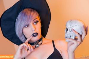 Luckybonez photo #0218