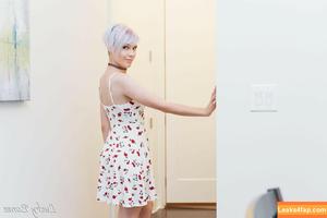 Luckybonez photo #0453