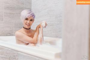 Luckybonez photo #0466