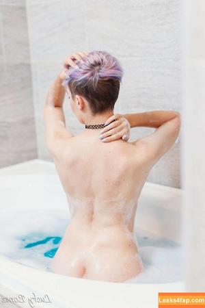 Luckybonez photo #0474