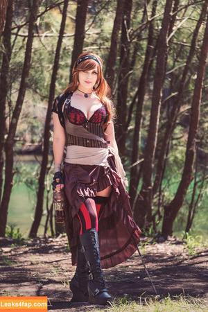 Luckybonez photo #0505