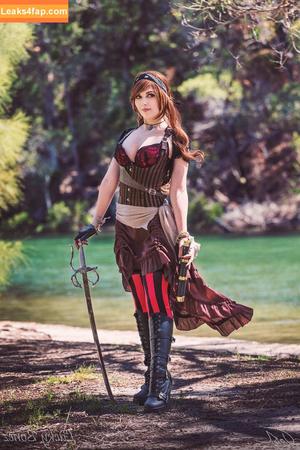 Luckybonez photo #0511