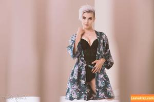 Luckybonez photo #0567