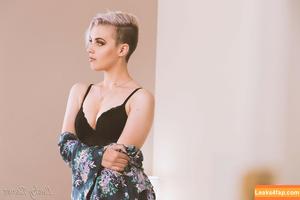 Luckybonez photo #0568