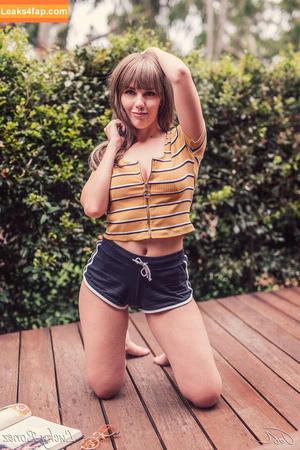 Luckybonez photo #0595