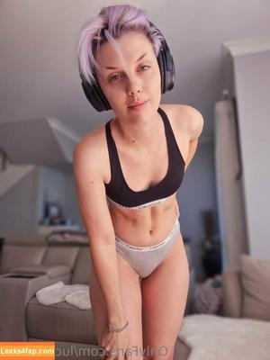 Luckybonez photo #1090