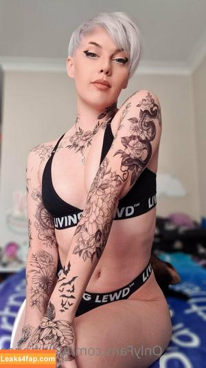 Luckybonez photo #1356