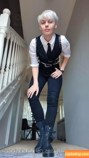 Luckybonez photo #1368
