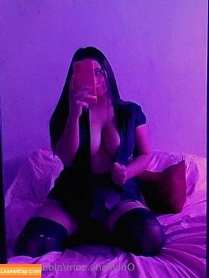 lucreciaaldana photo #0003