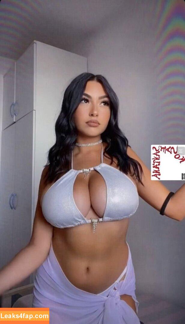 _lucrexiia._ /  leaked photo photo #0003
