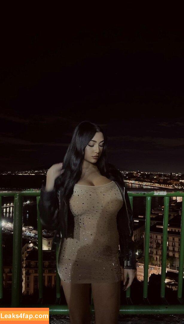 _lucrexiia._ /  leaked photo photo #0007