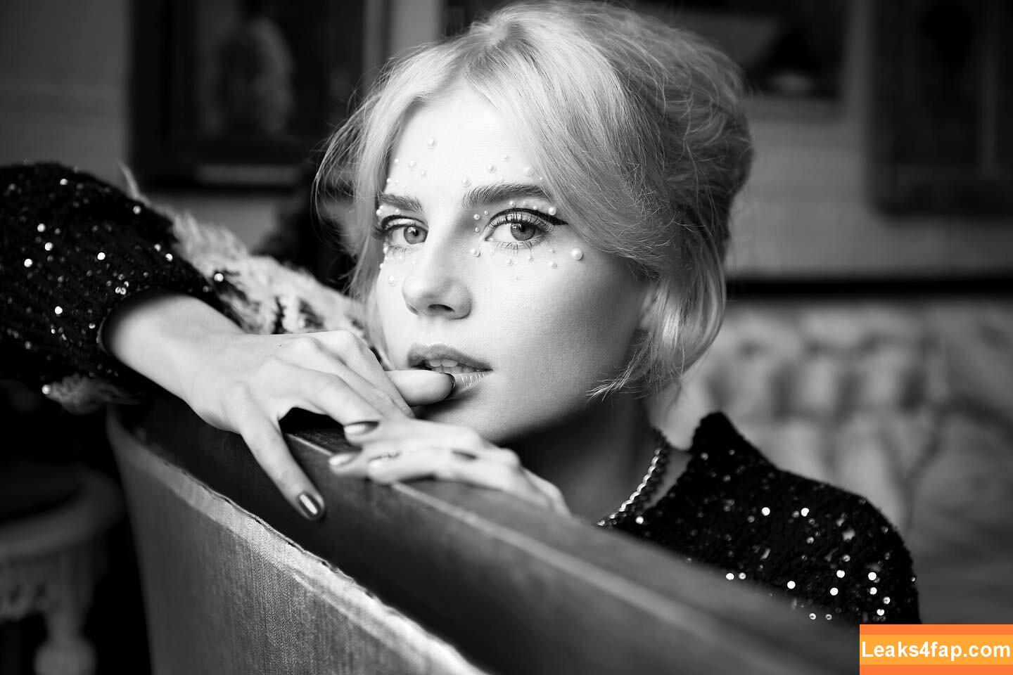 Lucy Boynton / lucyboynton1 leaked photo photo #0094