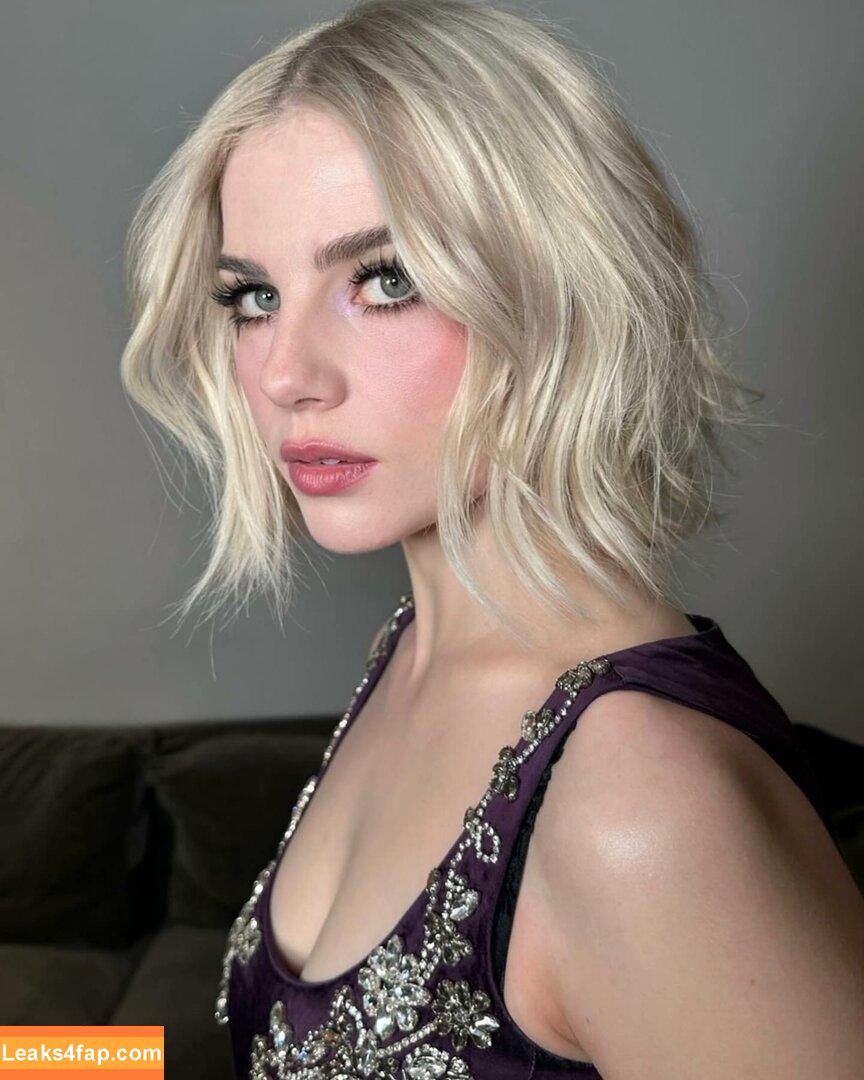 Lucy Boynton / lucyboynton1 leaked photo photo #0097