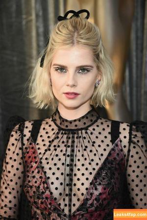 Lucy Boynton photo #0017