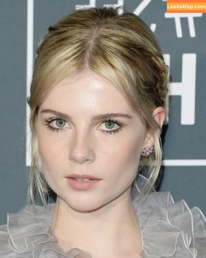 Lucy Boynton photo #0115