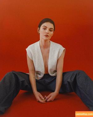 Lucy Hale photo #0001