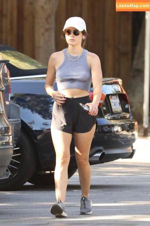 Lucy Hale фото #0040
