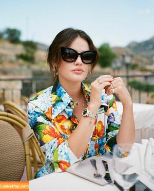 Lucy Hale фото #0106