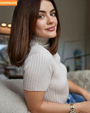 Lucy Hale фото #0127