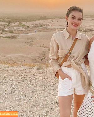 Lucy Hale фото #0137
