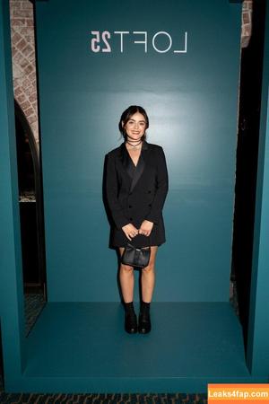 Lucy Hale фото #0380