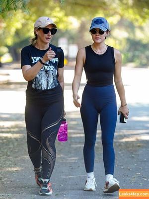 Lucy Hale фото #0520
