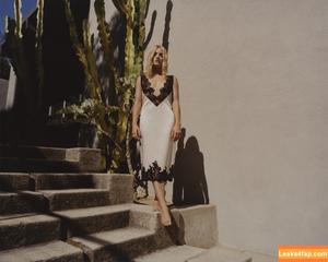 Lucy Hale фото #0571