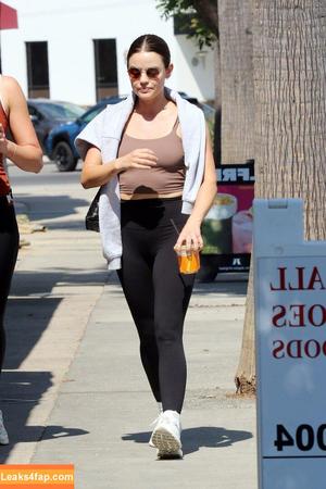Lucy Hale photo #1445