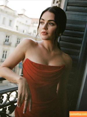 Lucy Hale photo #1460
