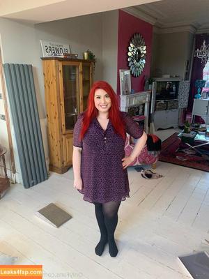 lucy-jones photo #0001