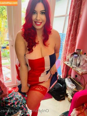 lucy-jones photo #0240