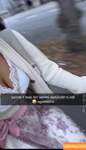 Lucy Lacht photo #0298