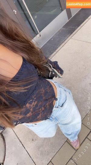 Lucy Lacht photo #0302