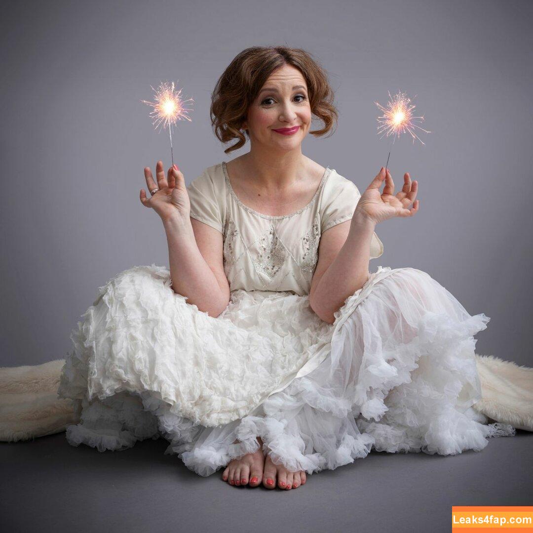 Lucy Porter / lucyportercomic leaked photo photo #0003