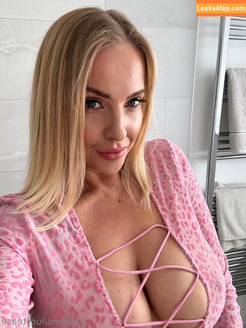 lucy_robinson /  leaked photo photo #0092